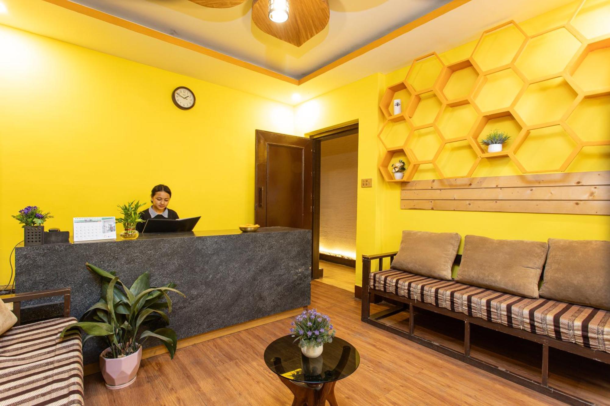 泰美尔水疗酒店 加德满都 外观 照片